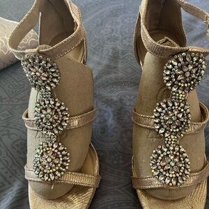 ANTONIO MELANI Gold Embellished Heels! Worn once. Incredible shoes.